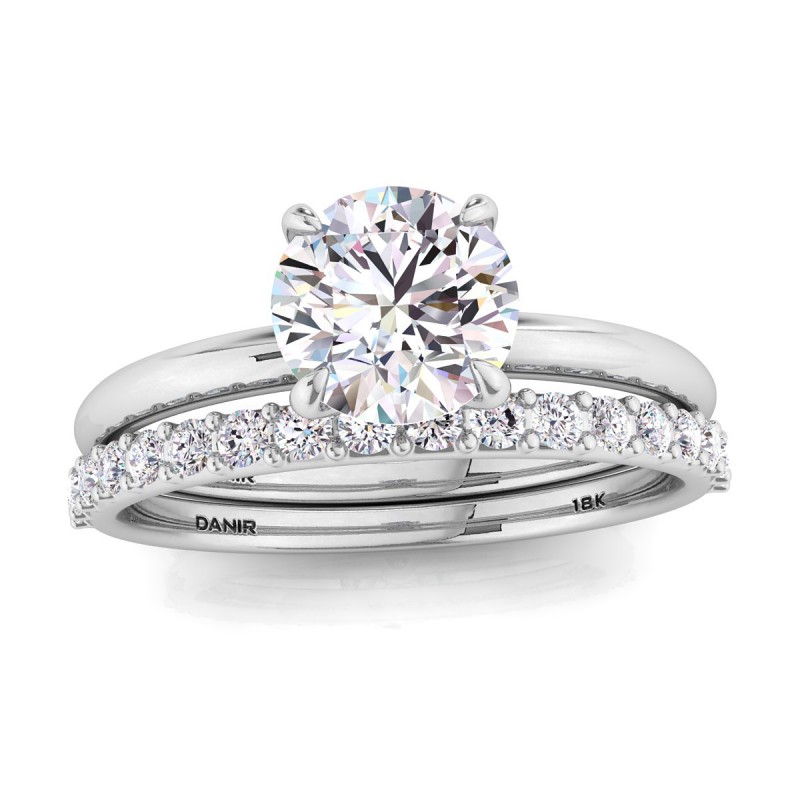 18K White Gold Aline Shared Prong Diamond Ring