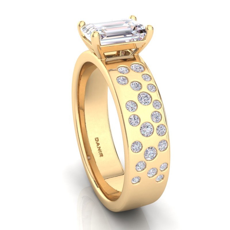 18K Yellow Gold <br> Casadei Emerald Diamond Engagement Ring Yellow Gold 