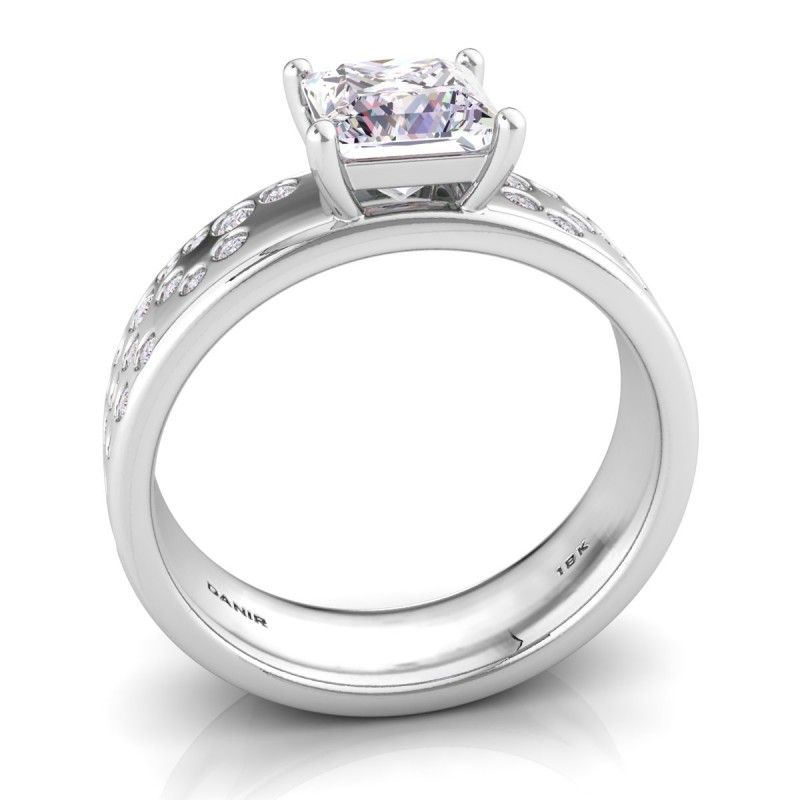 Platinum <br> Casadei Princess Diamond Engagement Ring Platinum