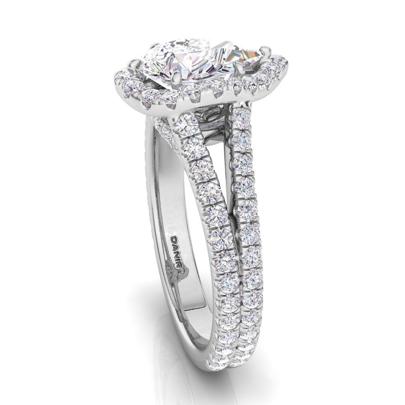 Platinum <br> Florentina Diamond Engagement Ring Platinum Pear