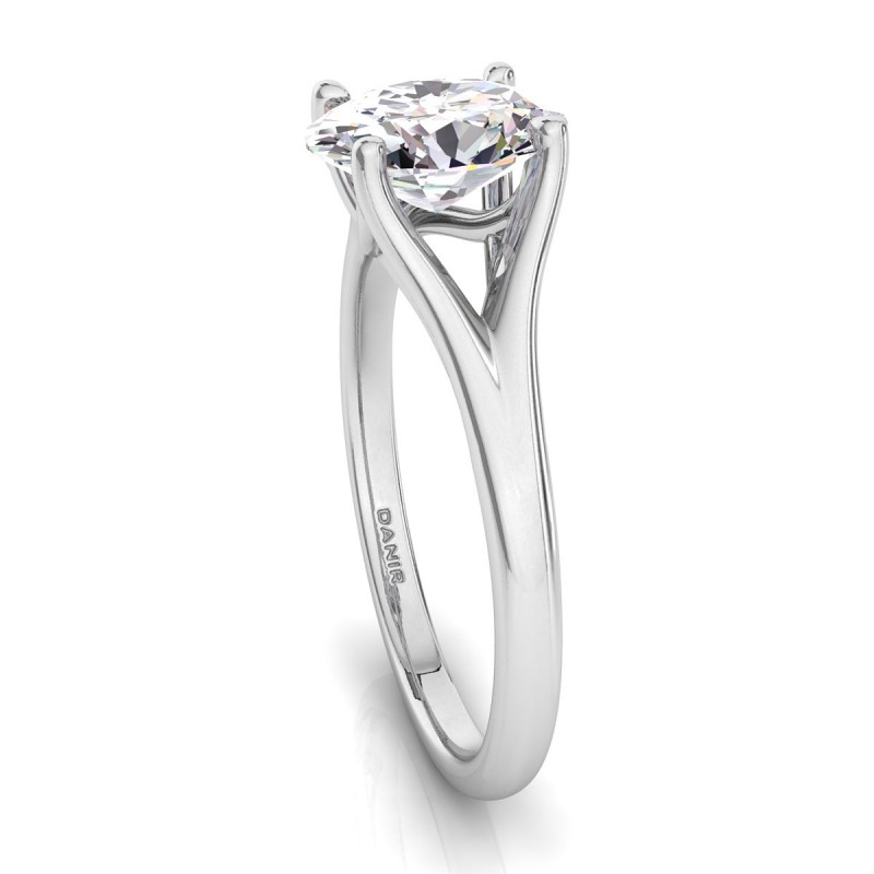 Reve Diamond Engagement Ring Oval White Gold 